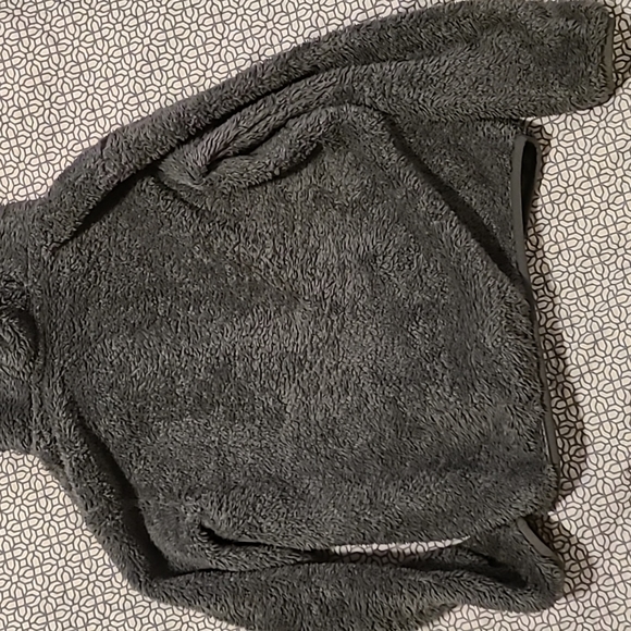 🐻Patagonia fuzzy pullover🐻 - Picture 6 of 6